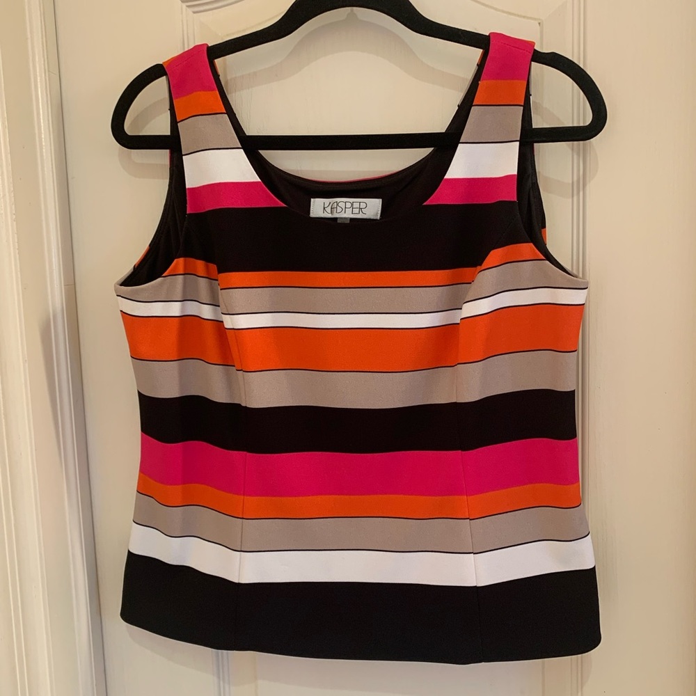 2 piece Kasper top with matching pencil skirt.